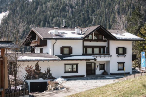 Kronplatz Lodge Dolomites Marebbe